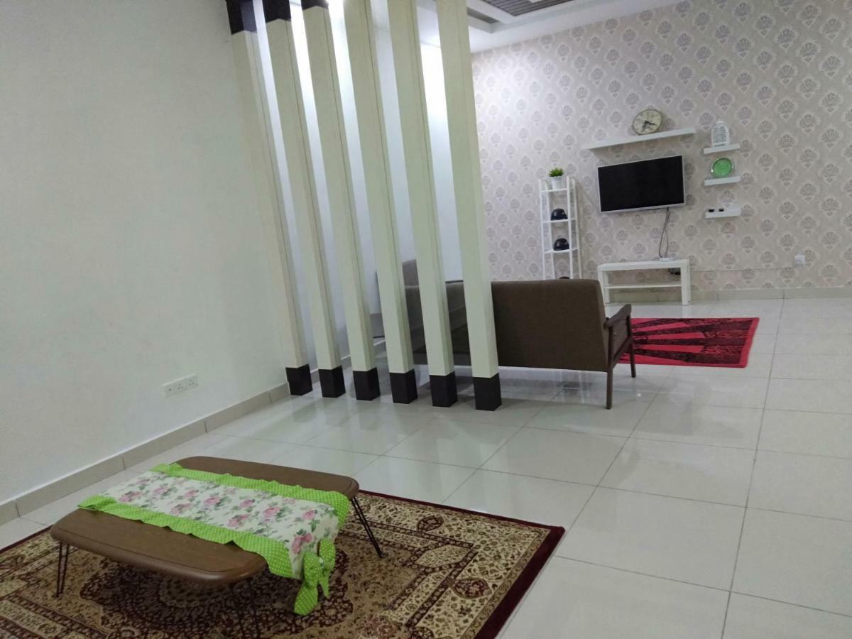 سونغاي بيتاني Seri Homestay 293 المظهر الخارجي الصورة